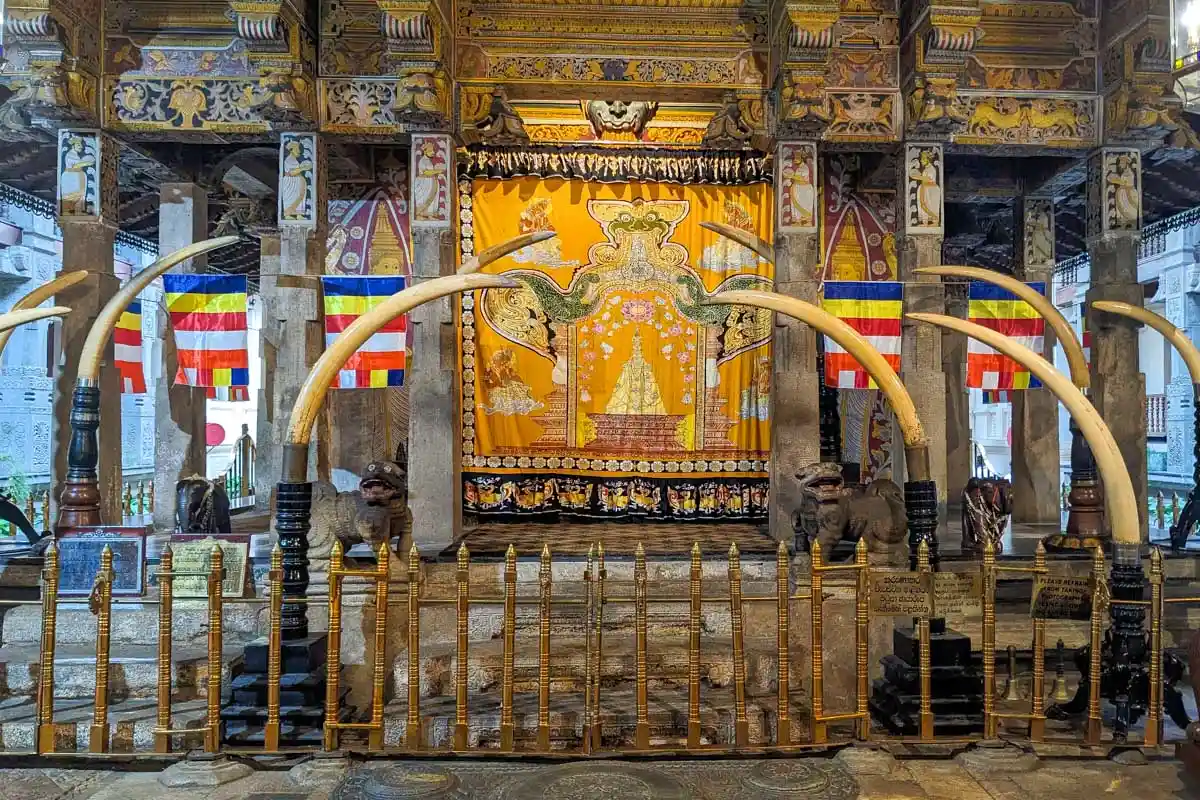 the-Sacred-Tooth-Temple-Kandy-Sri-Lanka