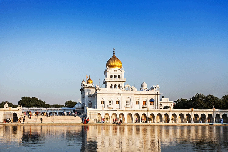 bangla-sahib-gurdwara-delhi
