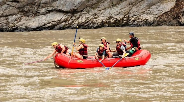 rafting-trisholi-nepal